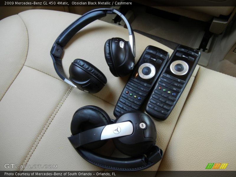 Obsidian Black Metallic / Cashmere 2009 Mercedes-Benz GL 450 4Matic