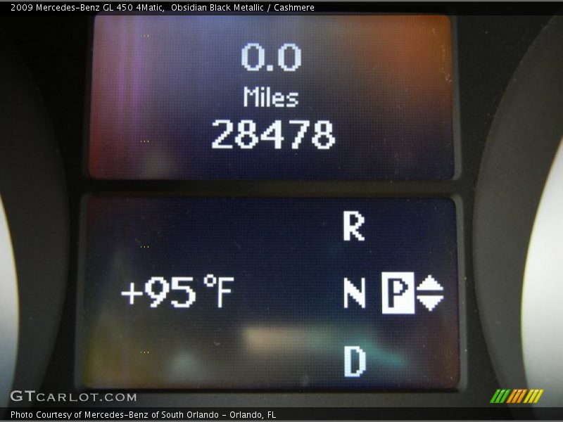 Obsidian Black Metallic / Cashmere 2009 Mercedes-Benz GL 450 4Matic