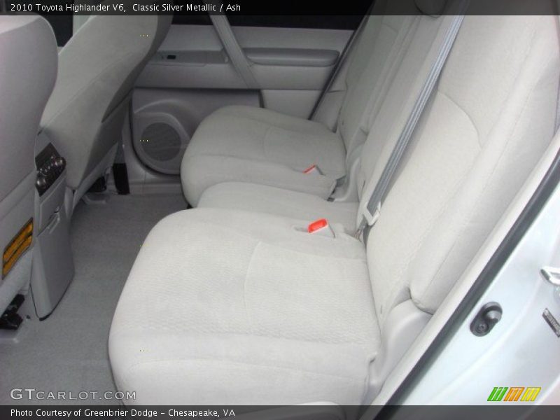 Classic Silver Metallic / Ash 2010 Toyota Highlander V6