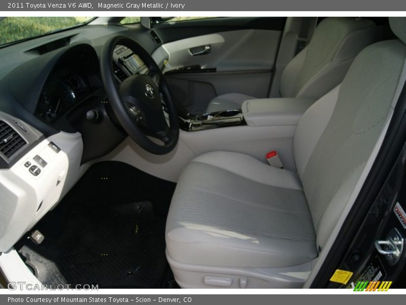 Magnetic Gray Metallic / Ivory 2011 Toyota Venza V6 AWD