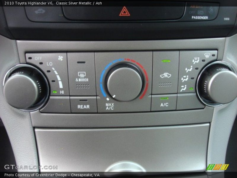Classic Silver Metallic / Ash 2010 Toyota Highlander V6