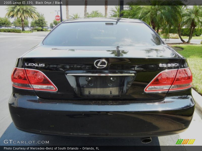 Black Onyx / Black 2005 Lexus ES 330