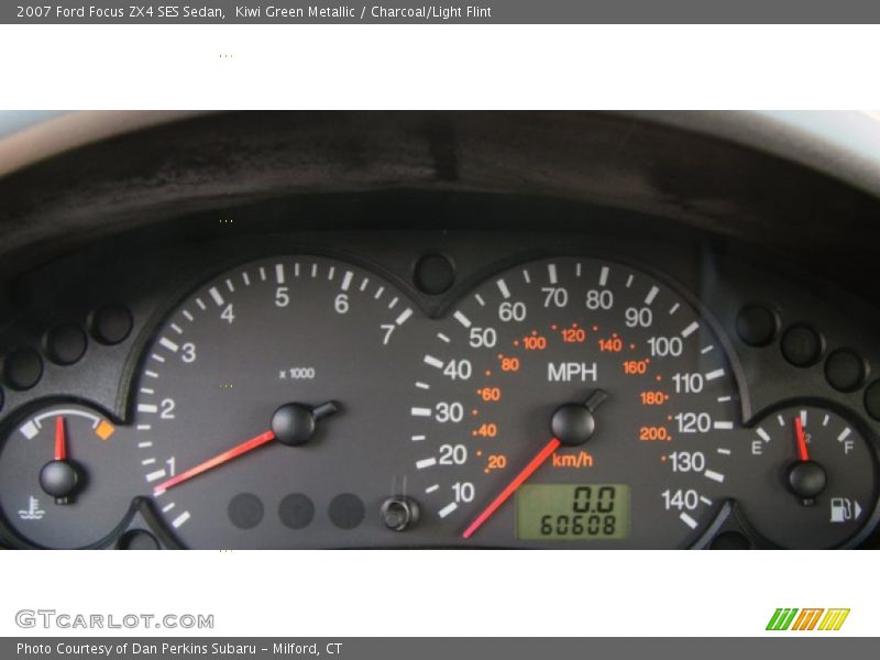 Kiwi Green Metallic / Charcoal/Light Flint 2007 Ford Focus ZX4 SES Sedan