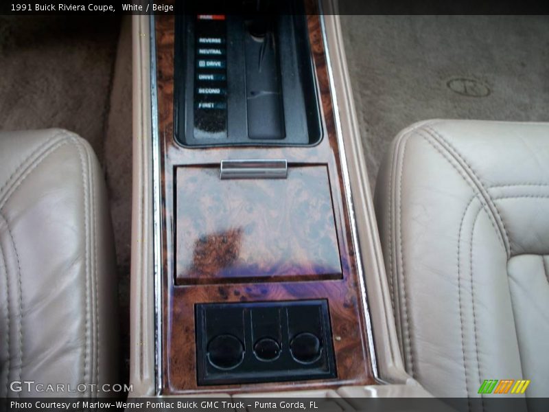 White / Beige 1991 Buick Riviera Coupe