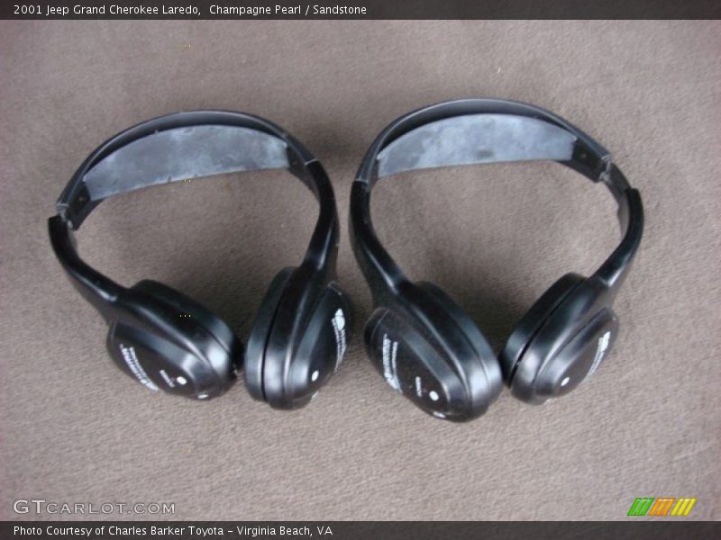 Champagne Pearl / Sandstone 2001 Jeep Grand Cherokee Laredo