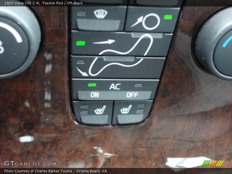 Passion Red / Off-Black 2007 Volvo S40 2.4i