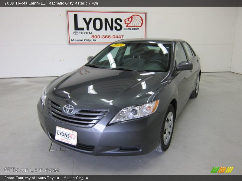 Magnetic Gray Metallic / Ash 2009 Toyota Camry LE
