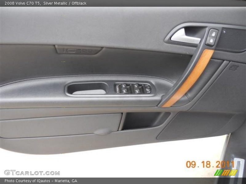 Silver Metallic / Offblack 2008 Volvo C70 T5