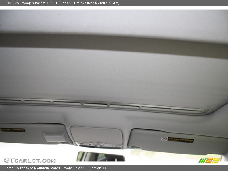 Reflex Silver Metallic / Grey 2004 Volkswagen Passat GLS TDI Sedan