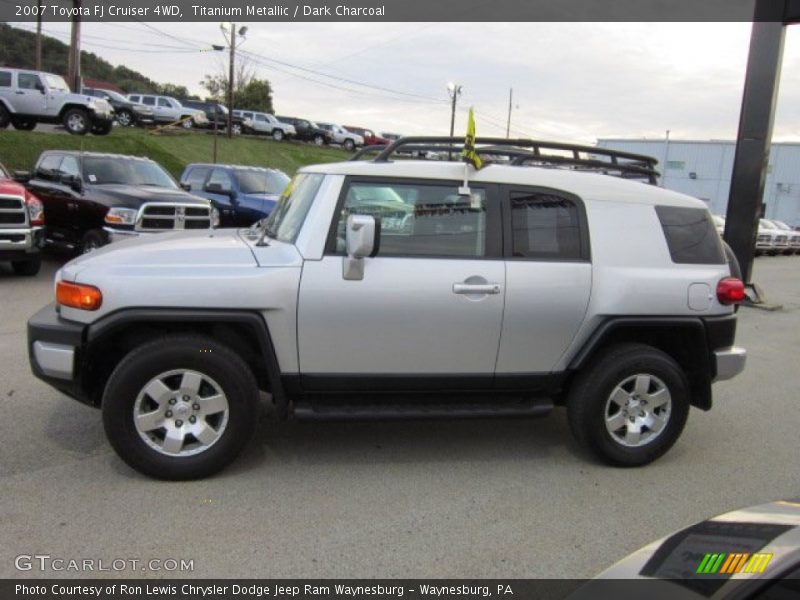 Titanium Metallic / Dark Charcoal 2007 Toyota FJ Cruiser 4WD
