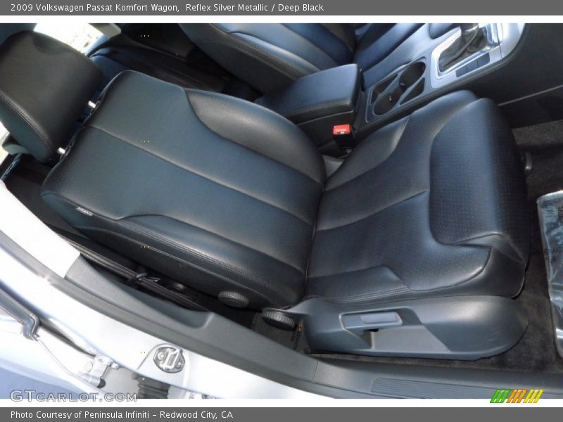 Reflex Silver Metallic / Deep Black 2009 Volkswagen Passat Komfort Wagon
