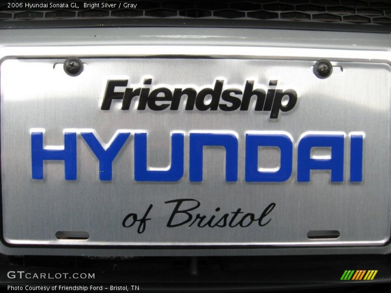 Bright Silver / Gray 2006 Hyundai Sonata GL