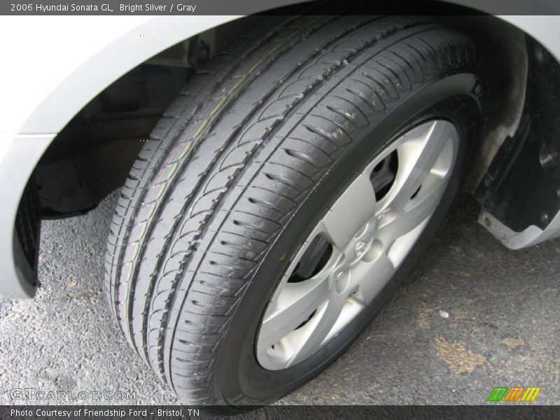 Bright Silver / Gray 2006 Hyundai Sonata GL