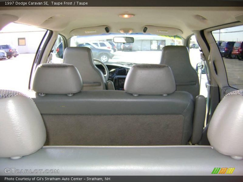 Taupe Frost / Taupe 1997 Dodge Caravan SE