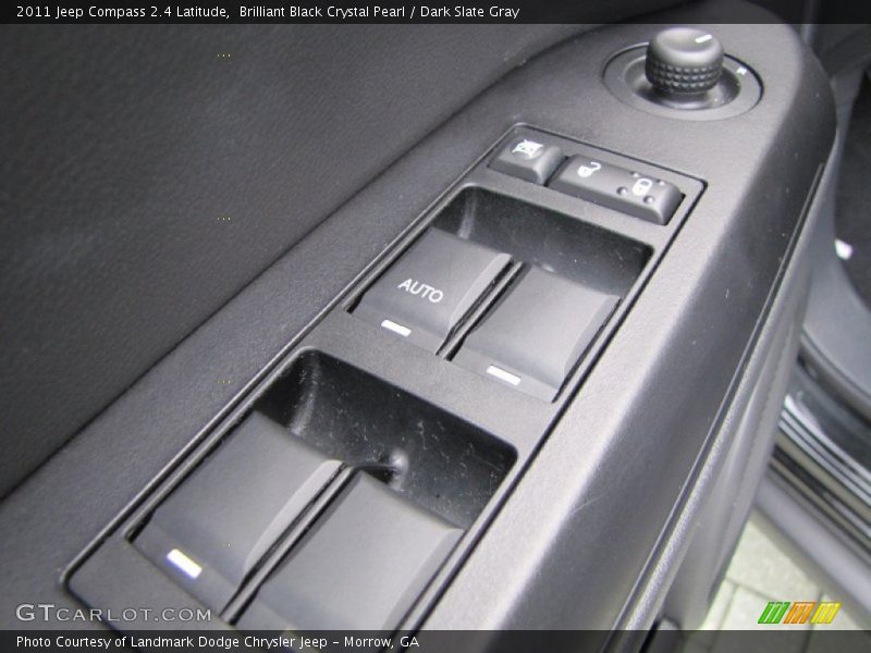 Brilliant Black Crystal Pearl / Dark Slate Gray 2011 Jeep Compass 2.4 Latitude