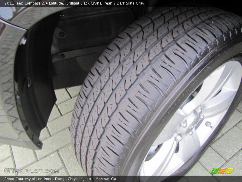 Brilliant Black Crystal Pearl / Dark Slate Gray 2011 Jeep Compass 2.4 Latitude