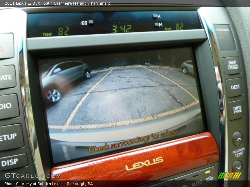 Satin Cashmere Metallic / Parchment 2011 Lexus ES 350