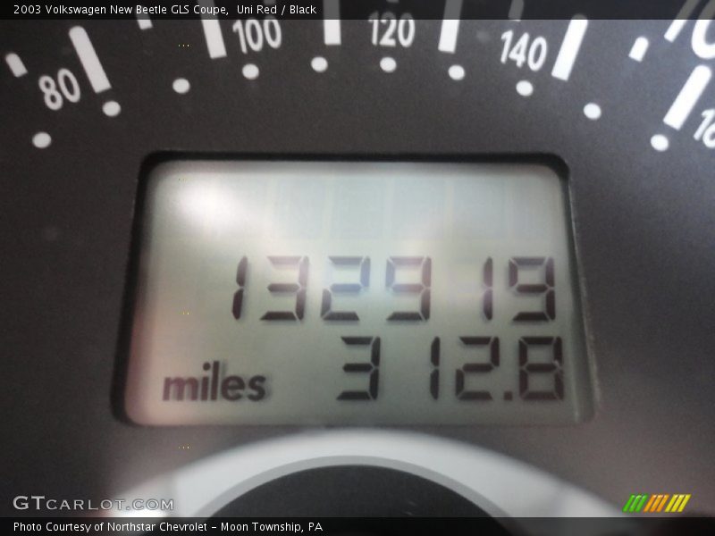 Uni Red / Black 2003 Volkswagen New Beetle GLS Coupe
