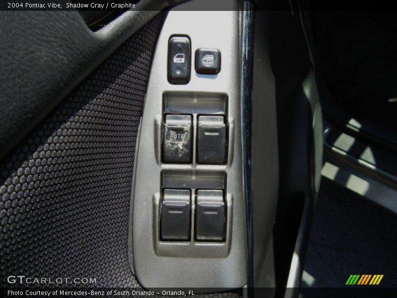 Shadow Gray / Graphite 2004 Pontiac Vibe