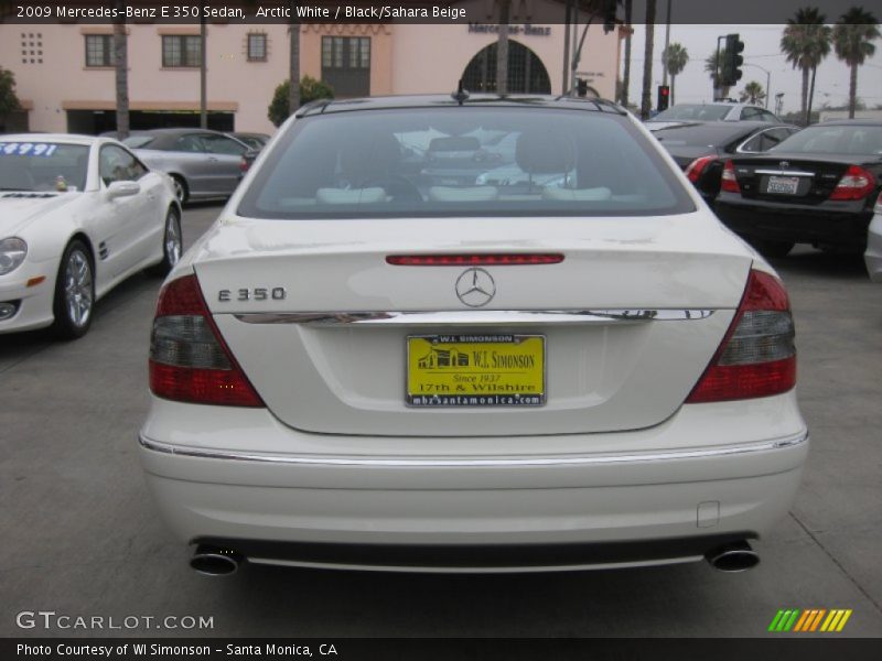 Arctic White / Black/Sahara Beige 2009 Mercedes-Benz E 350 Sedan