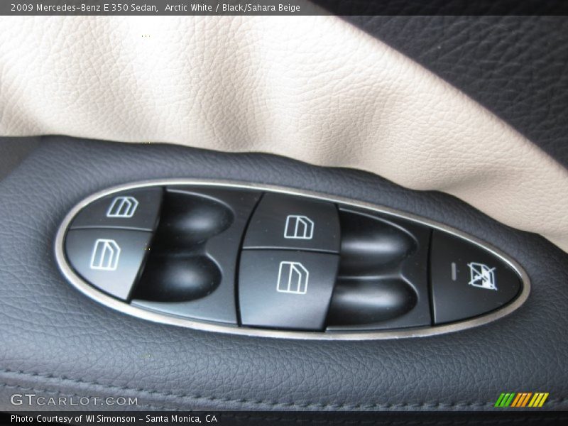 Arctic White / Black/Sahara Beige 2009 Mercedes-Benz E 350 Sedan
