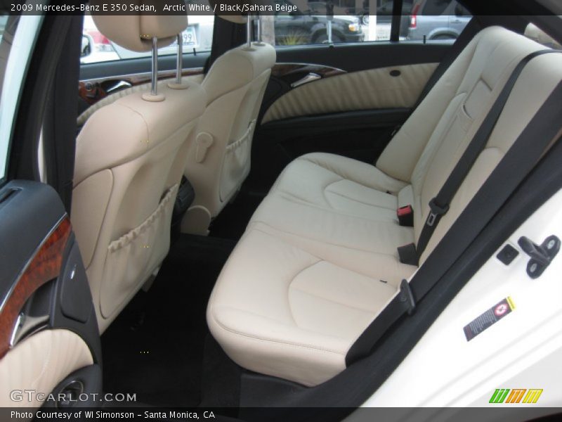 Arctic White / Black/Sahara Beige 2009 Mercedes-Benz E 350 Sedan