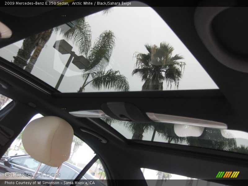 Arctic White / Black/Sahara Beige 2009 Mercedes-Benz E 350 Sedan