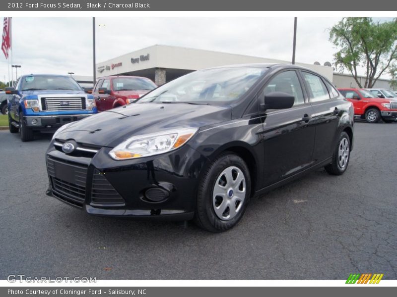 Black / Charcoal Black 2012 Ford Focus S Sedan