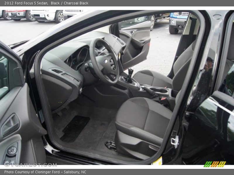 Black / Charcoal Black 2012 Ford Focus S Sedan