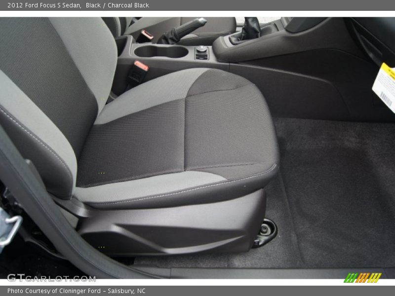 Black / Charcoal Black 2012 Ford Focus S Sedan