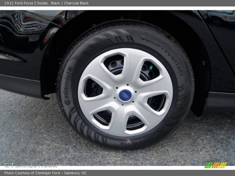 Black / Charcoal Black 2012 Ford Focus S Sedan