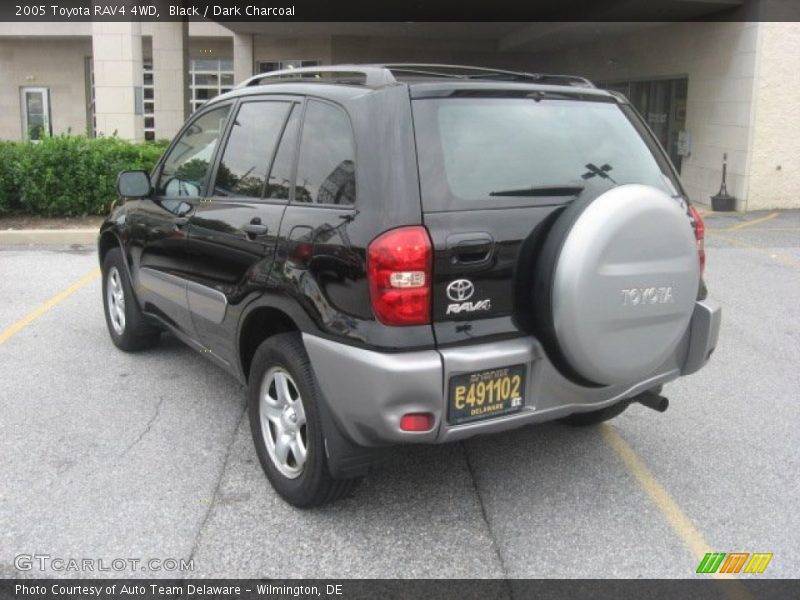 Black / Dark Charcoal 2005 Toyota RAV4 4WD