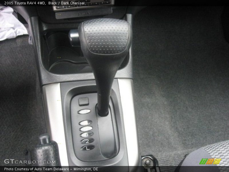 Black / Dark Charcoal 2005 Toyota RAV4 4WD