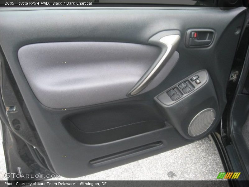Black / Dark Charcoal 2005 Toyota RAV4 4WD