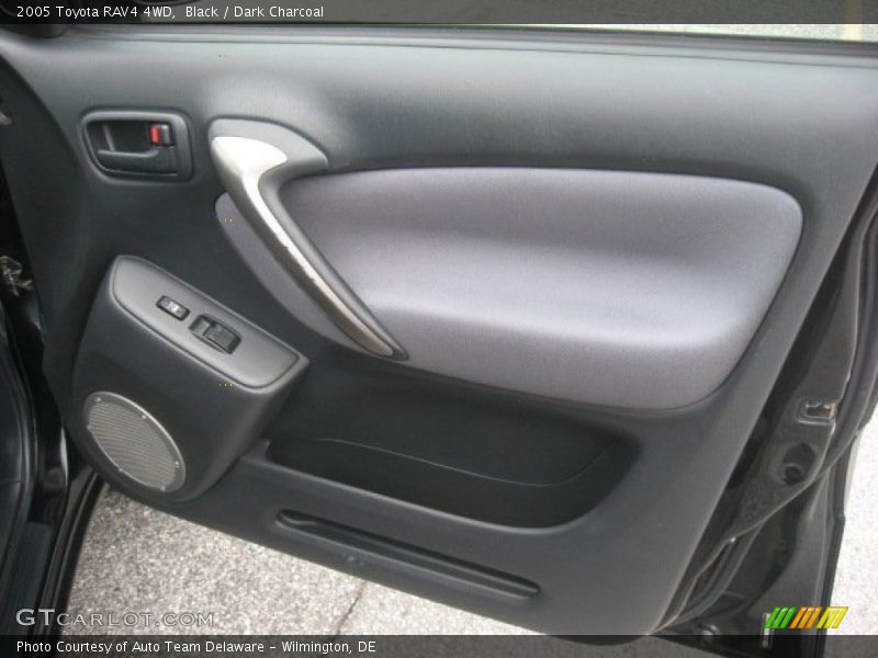 Black / Dark Charcoal 2005 Toyota RAV4 4WD