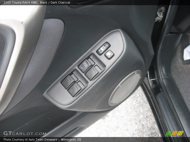 Black / Dark Charcoal 2005 Toyota RAV4 4WD