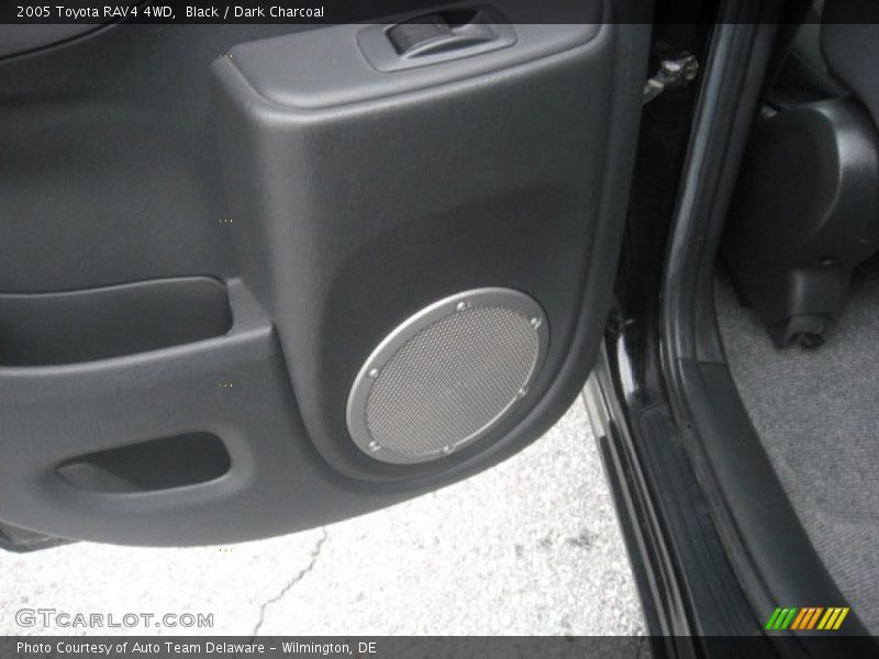 Black / Dark Charcoal 2005 Toyota RAV4 4WD