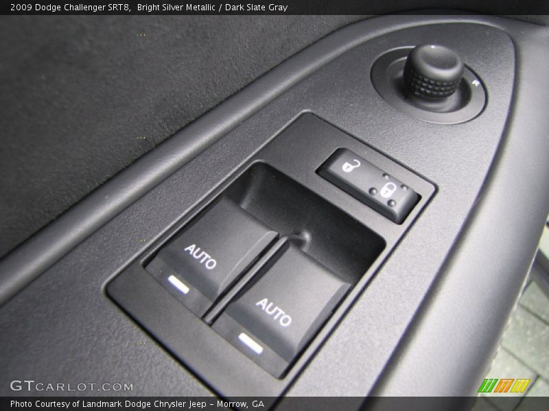 Bright Silver Metallic / Dark Slate Gray 2009 Dodge Challenger SRT8