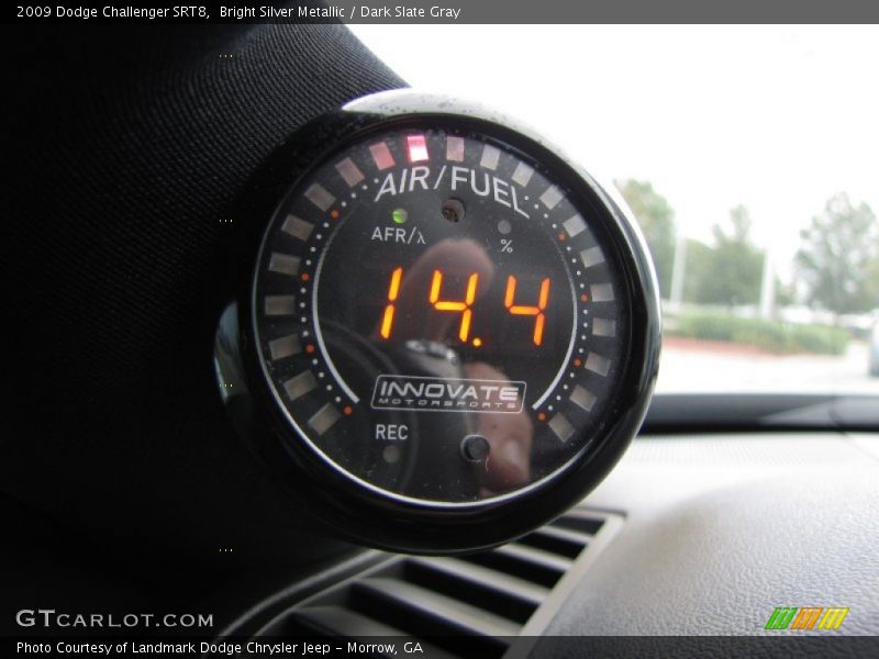 Bright Silver Metallic / Dark Slate Gray 2009 Dodge Challenger SRT8