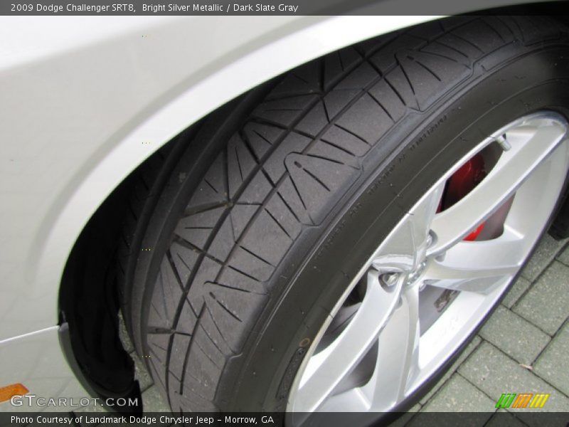 Bright Silver Metallic / Dark Slate Gray 2009 Dodge Challenger SRT8
