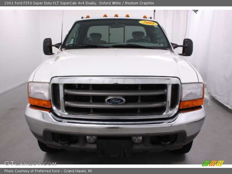 Oxford White / Medium Graphite 2001 Ford F350 Super Duty XLT SuperCab 4x4 Dually