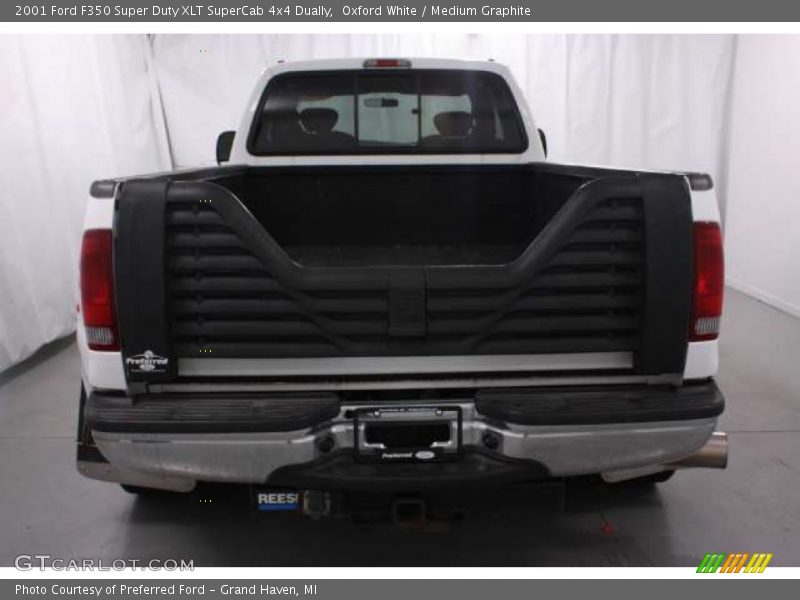 Oxford White / Medium Graphite 2001 Ford F350 Super Duty XLT SuperCab 4x4 Dually