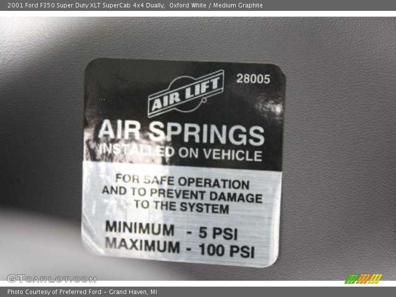 Oxford White / Medium Graphite 2001 Ford F350 Super Duty XLT SuperCab 4x4 Dually