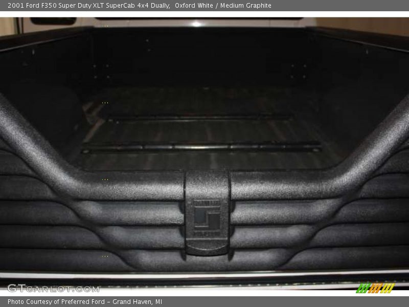 Oxford White / Medium Graphite 2001 Ford F350 Super Duty XLT SuperCab 4x4 Dually