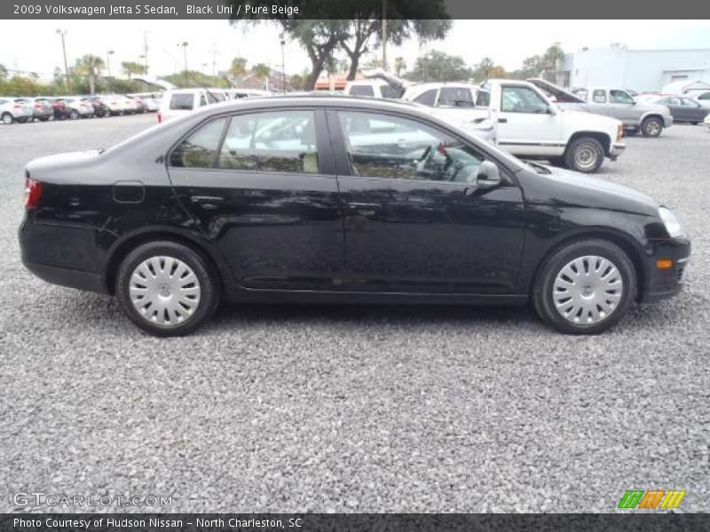 Black Uni / Pure Beige 2009 Volkswagen Jetta S Sedan