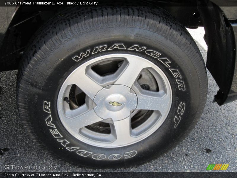 Black / Light Gray 2006 Chevrolet TrailBlazer LS 4x4