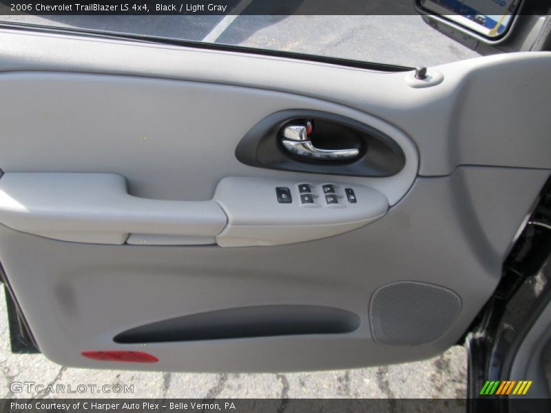 Black / Light Gray 2006 Chevrolet TrailBlazer LS 4x4