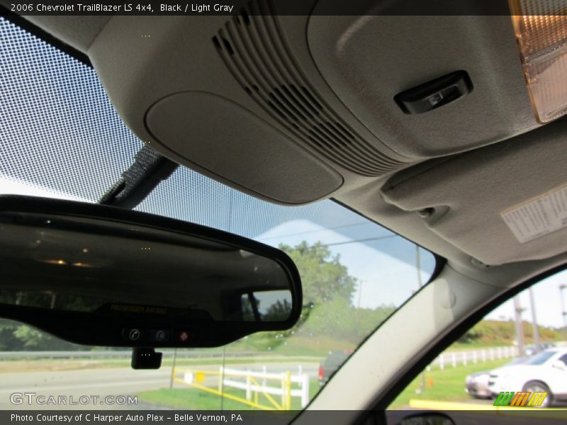 Black / Light Gray 2006 Chevrolet TrailBlazer LS 4x4