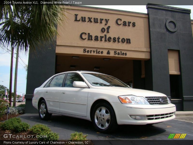 Diamond White Pearl / Taupe 2004 Toyota Avalon XLS