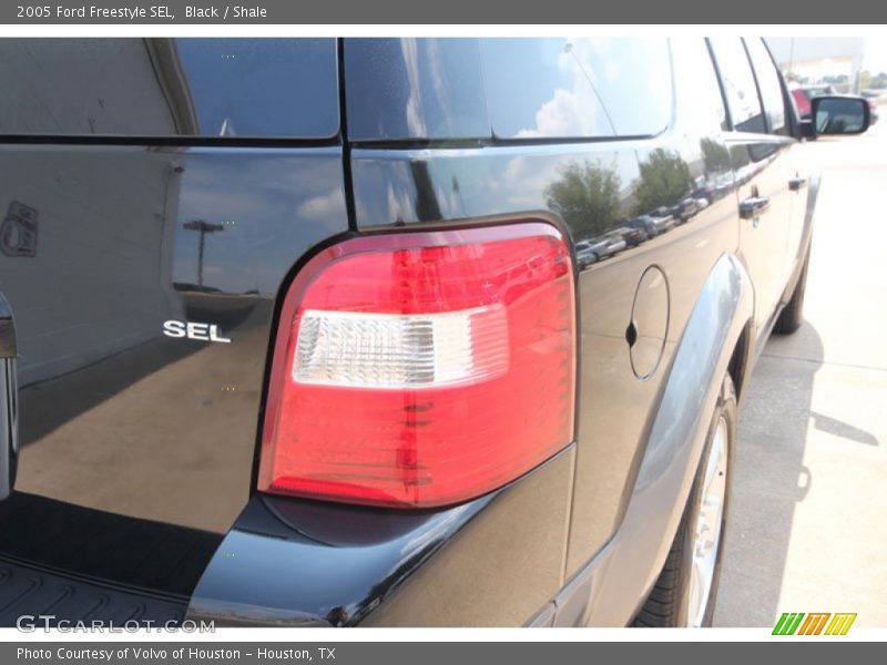 Black / Shale 2005 Ford Freestyle SEL